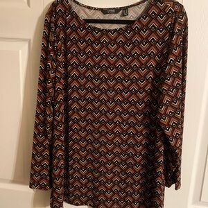 DENNIS BASSO Geometric Ling Sleeve Top. Size 1X.